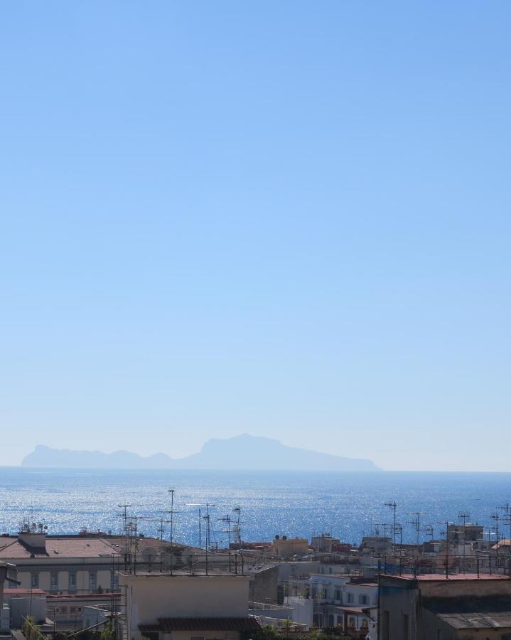 那不勒斯Bonbonniere In Chiaia District公寓 外观 照片